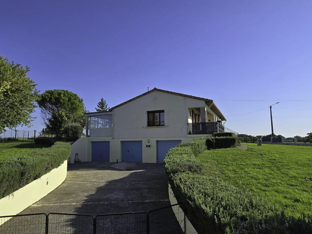 3 bedroom propriete in Fontaine Chalendray, Charente-Maritime, France