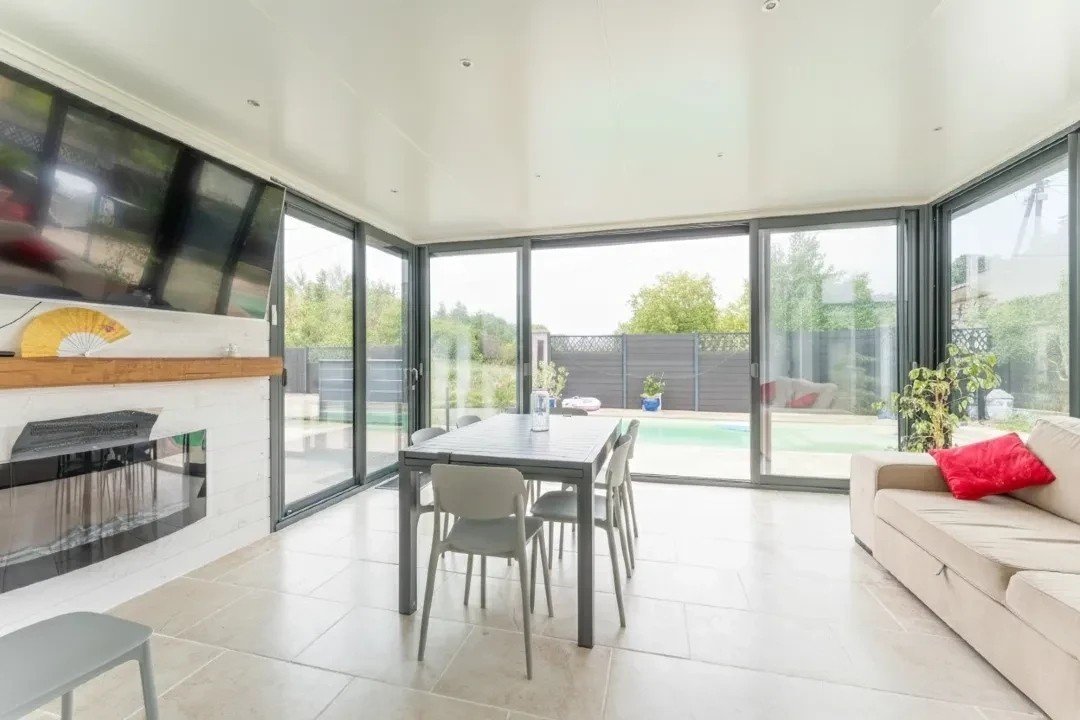 6 bedroom maison recente in Brizambourg, Charente-Maritime, France