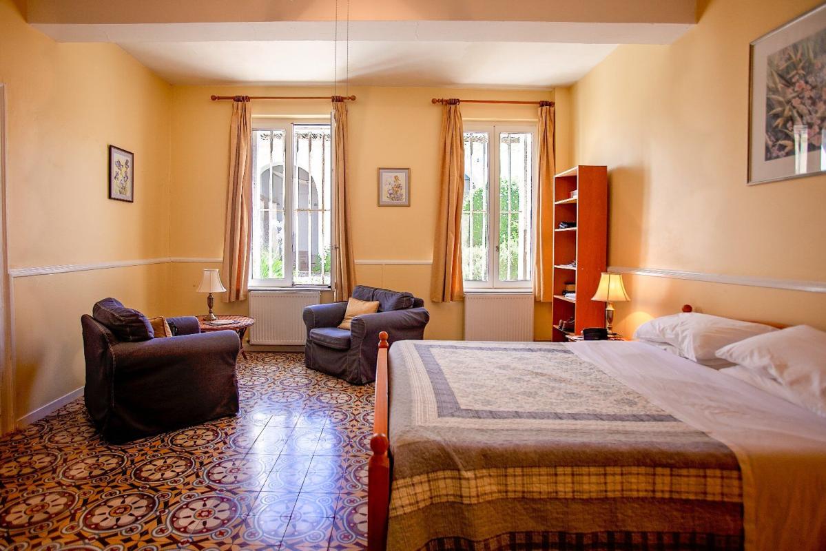 8 bedroom demeure in Pepieux, Aude, France