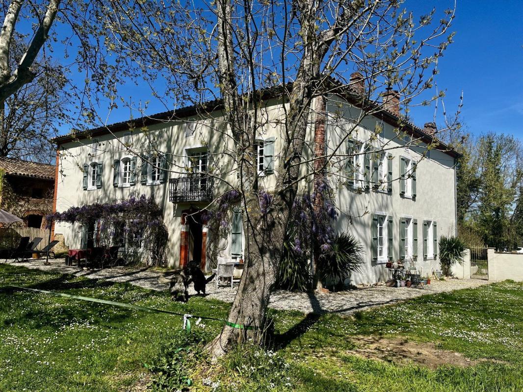 12 bedroom propriete in Carla Bayle, Ariège, France