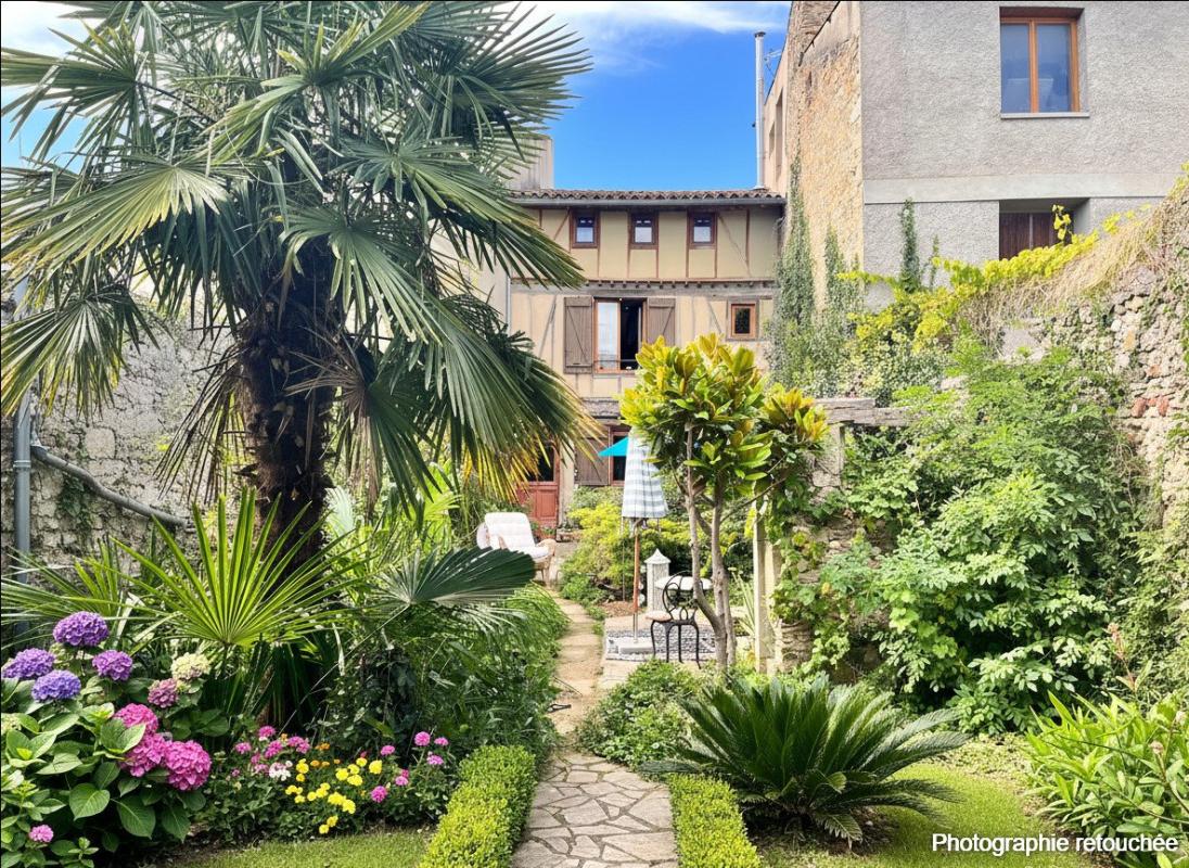 3 bedroom propriete in Mirepoix, Ariège, France