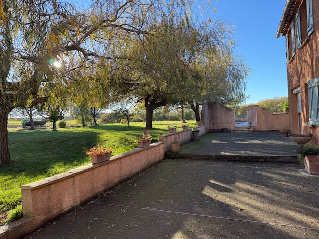 9 bedroom exploitation agricole in Orsans, Aude, France