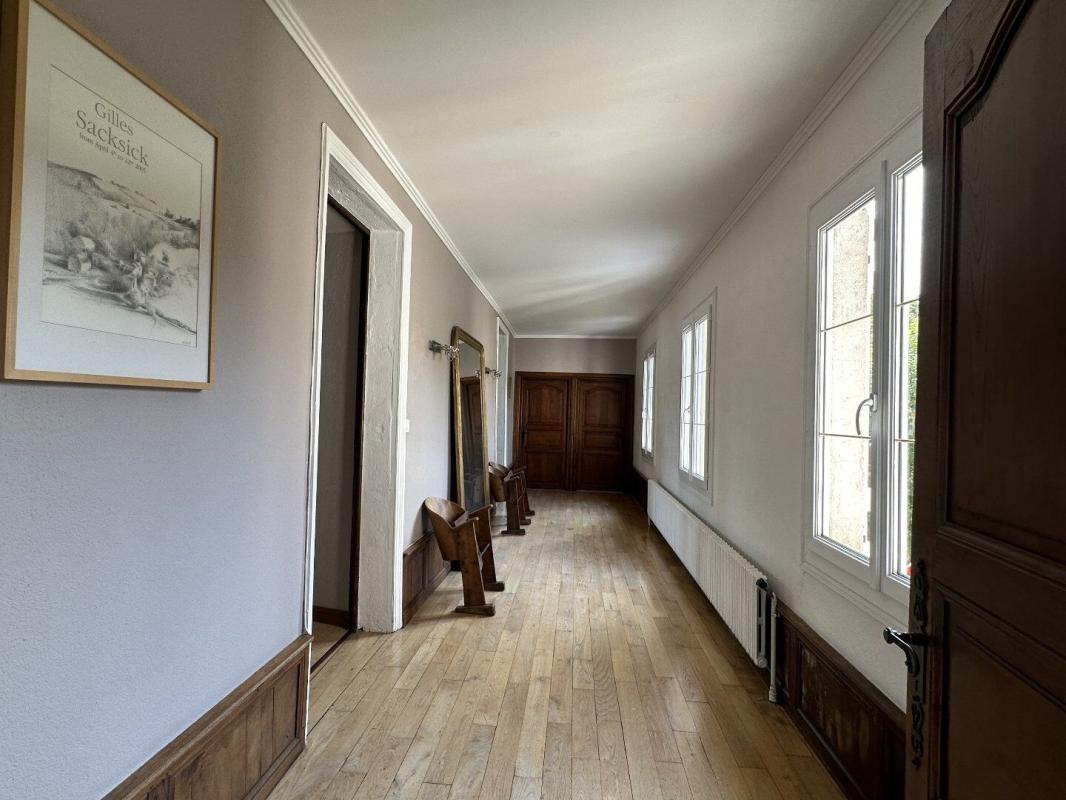 7 bedroom propriete in La Chapelle Aux Saints, Corrèze, France