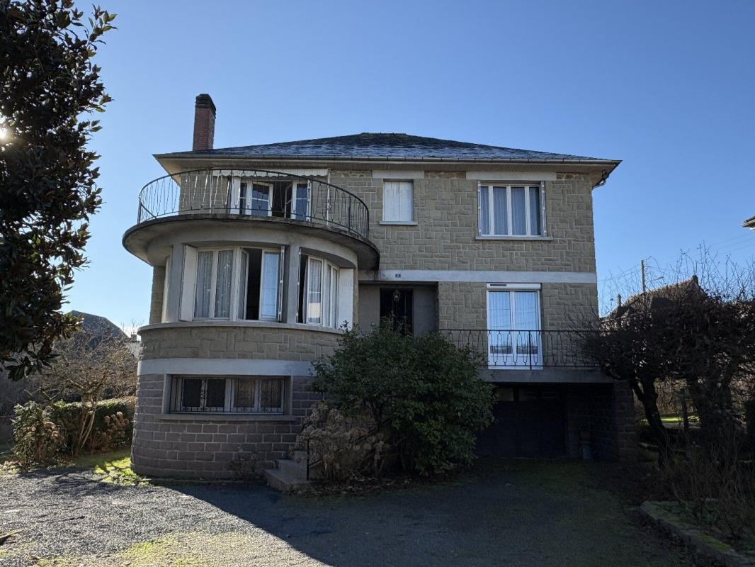 5 bedroom maison in Objat, Corrèze, France