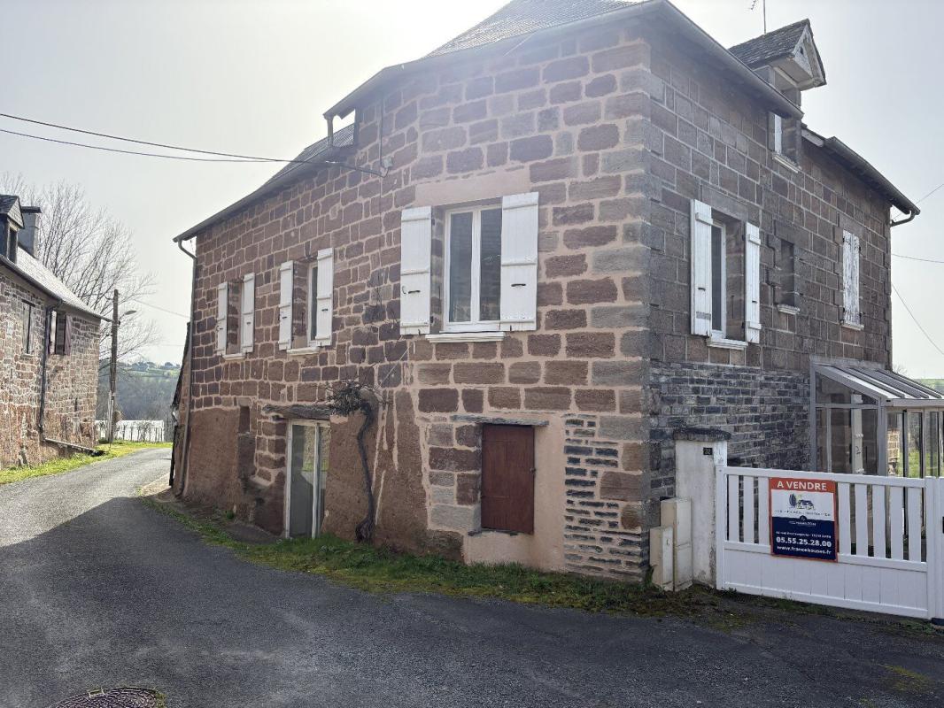 4 bedroom maison de village in Saint Aulaire, Corrèze, France