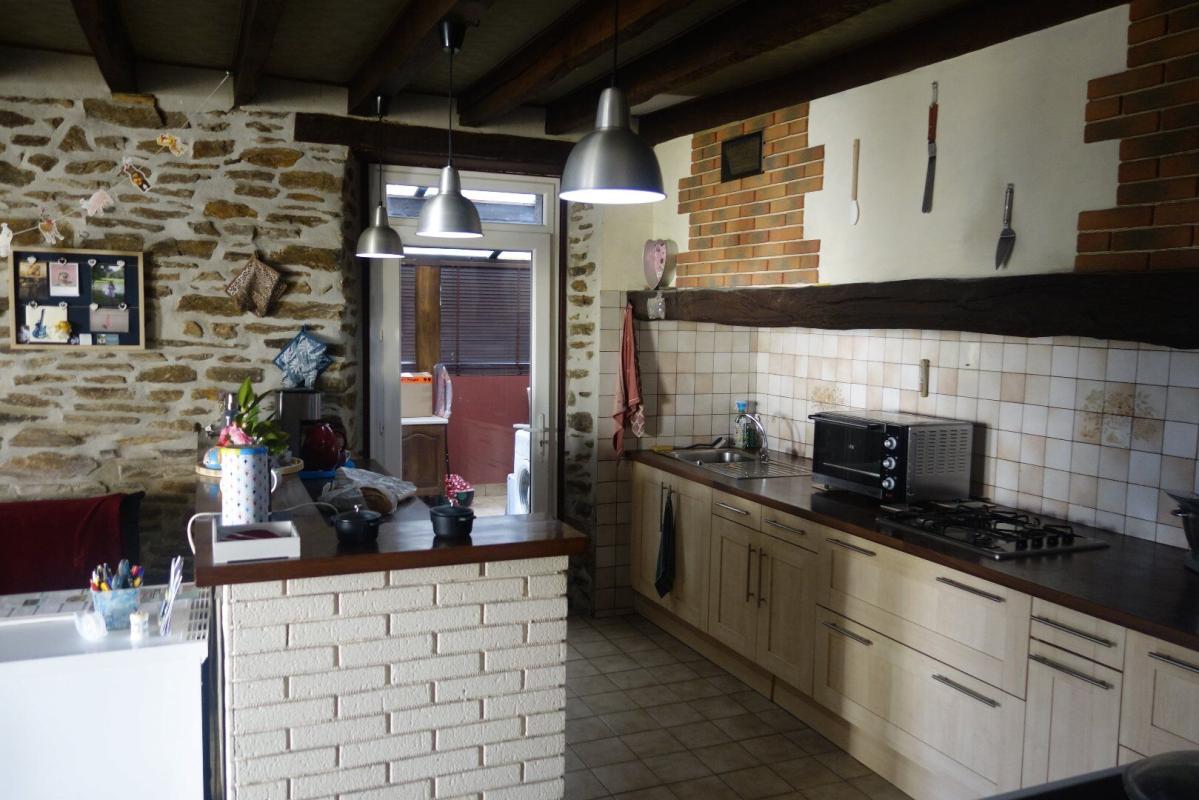 4 bedroom maison in Saint Yrieix La Perche, Haute-Vienne, France