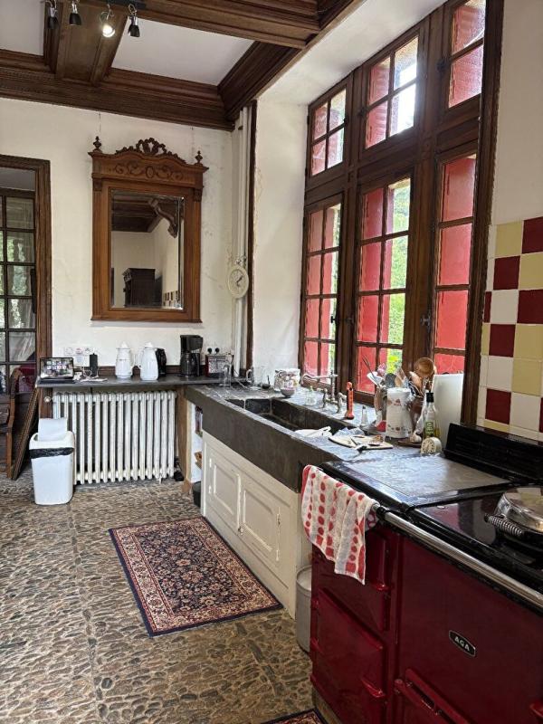 14 bedroom chateau in Lagrauliere, Corrèze, France