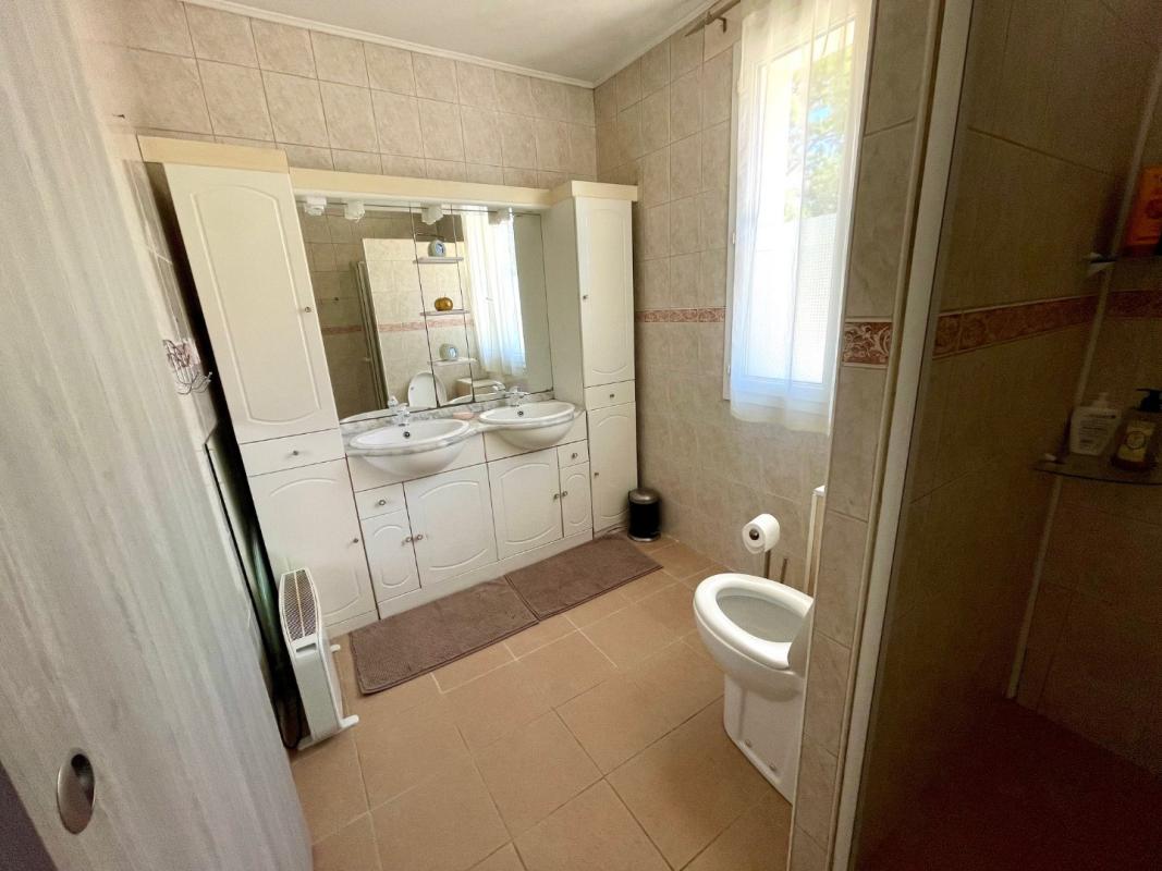 4 bedroom maison de village in Ayen, Corrèze, France