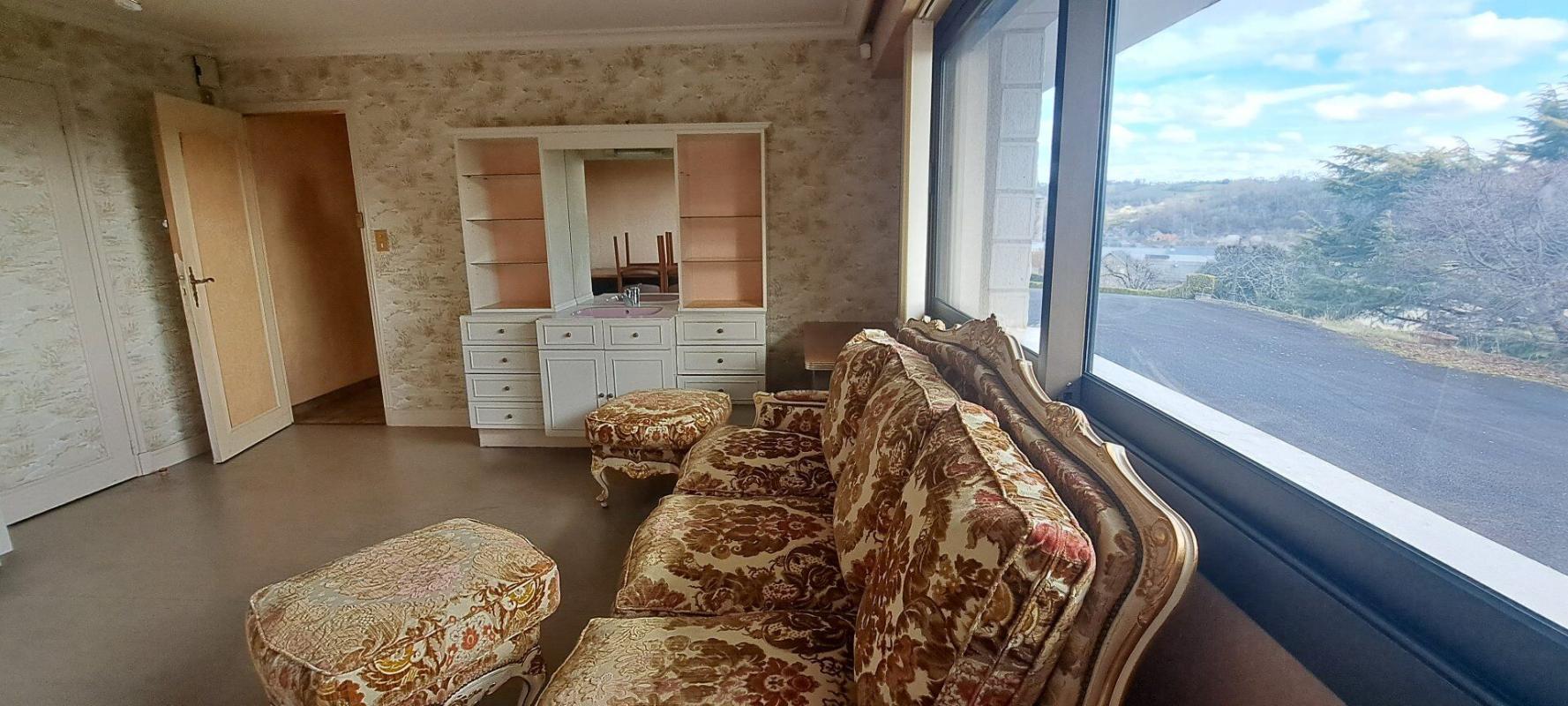 4 bedroom maison in Objat, Corrèze, France
