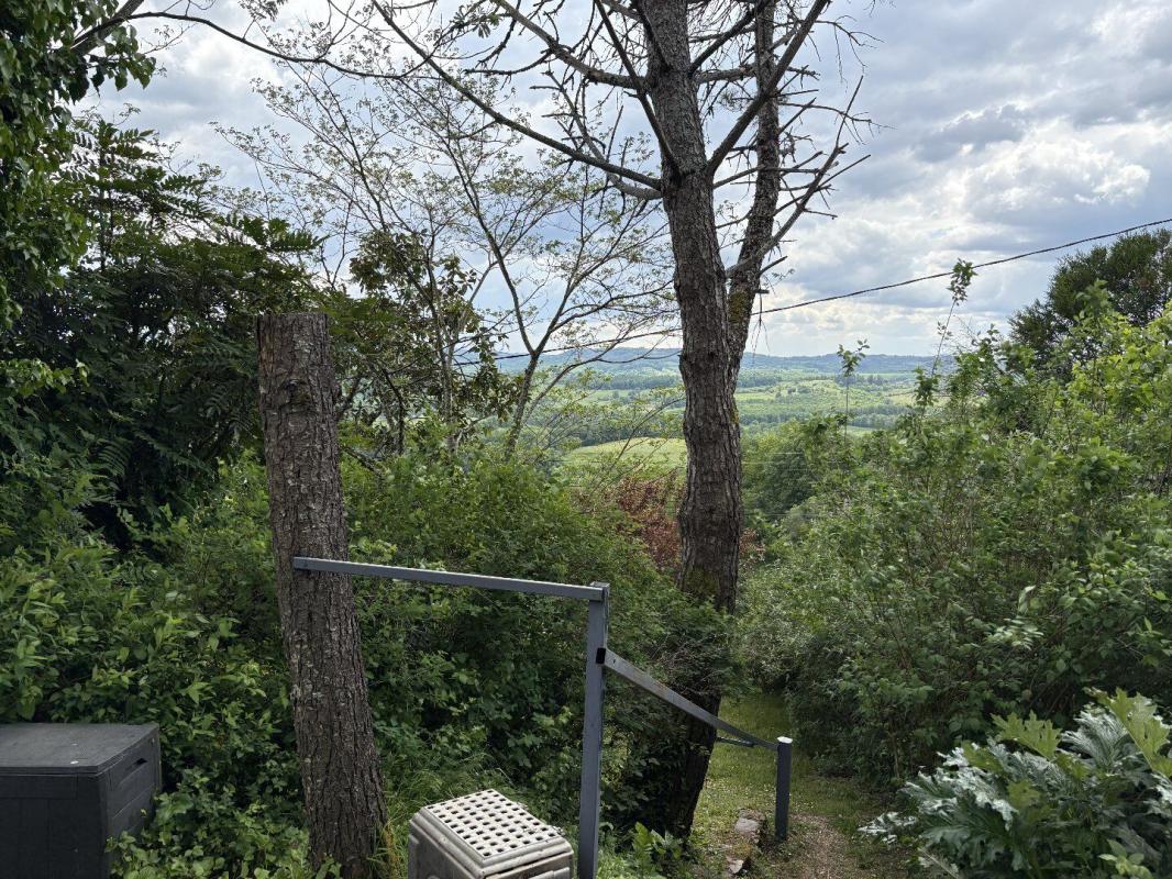 2 bedroom propriete in Juillac, Corrèze, France