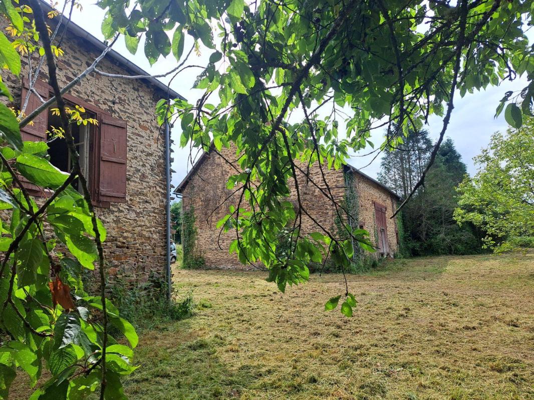 1 bedroom maison a renover in Segur Le Chateau, Corrèze, France