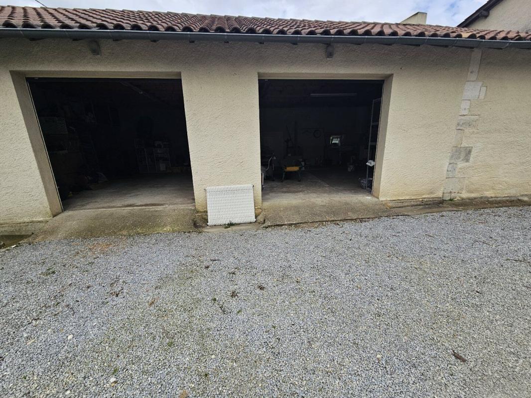 5 bedroom maison in Chalagnac, Dordogne, France