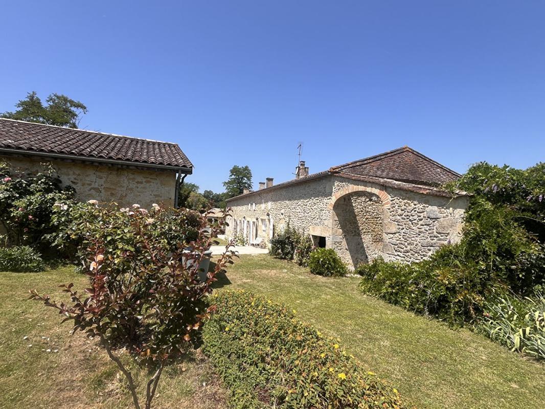 8 bedroom longere in Pellegrue, Gironde, France