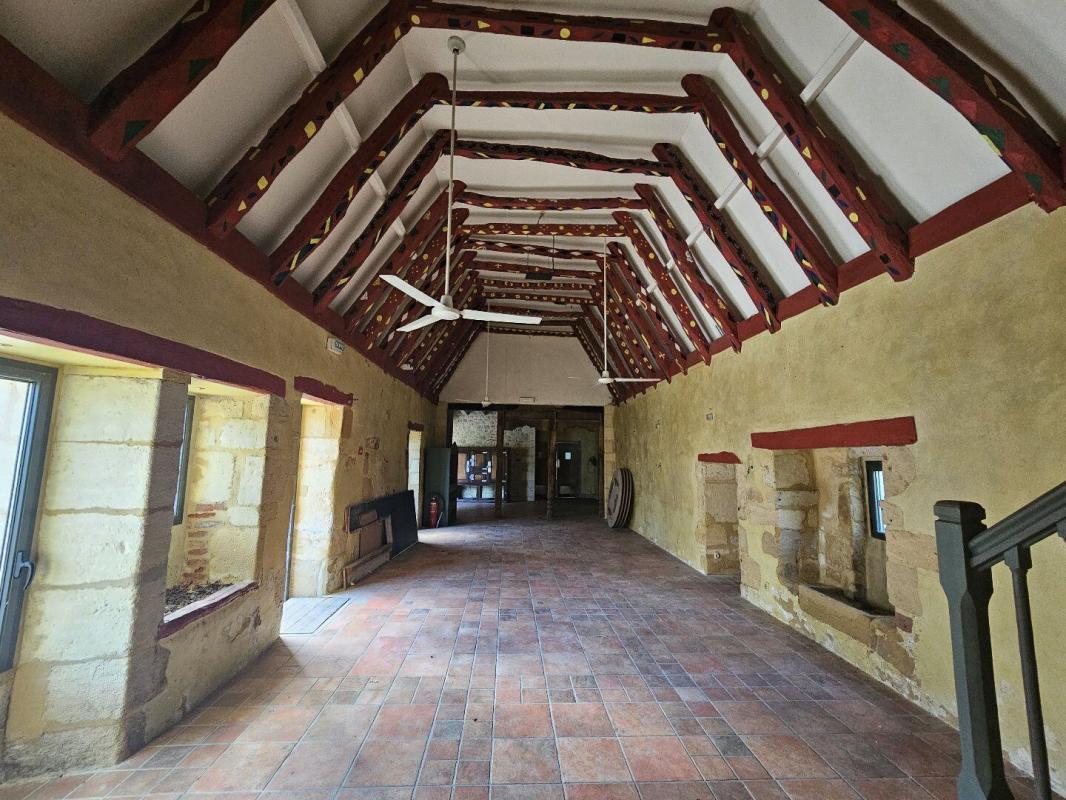 40 bedroom hotel particulier in Tursac, Dordogne, France
