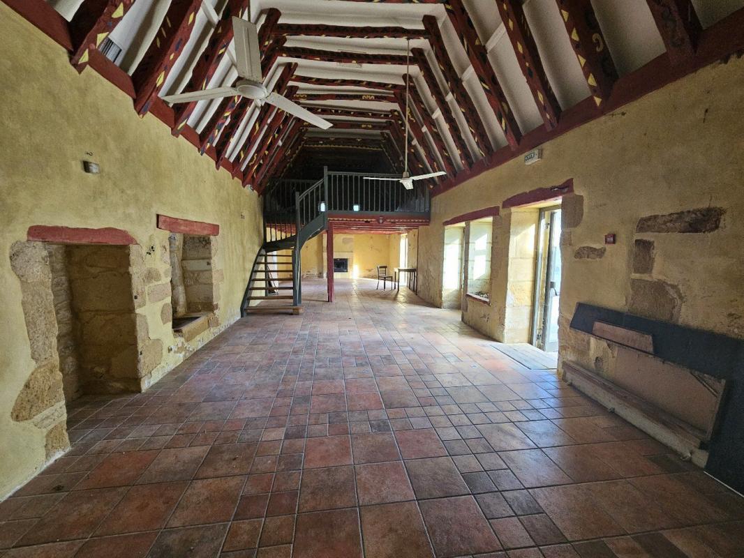 40 bedroom hotel particulier in Tursac, Dordogne, France