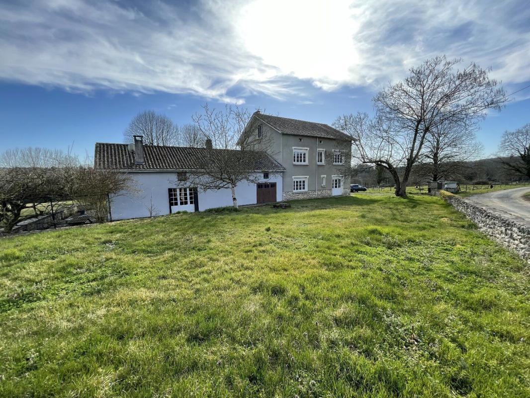 6 bedroom propriete in Brantome, Dordogne, France