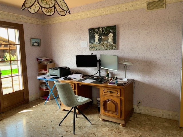5 bedroom maison in Grun, Dordogne, France