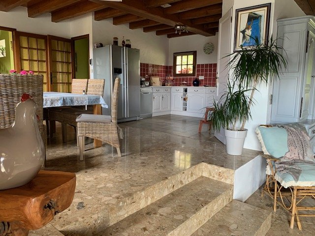5 bedroom maison in Grun, Dordogne, France