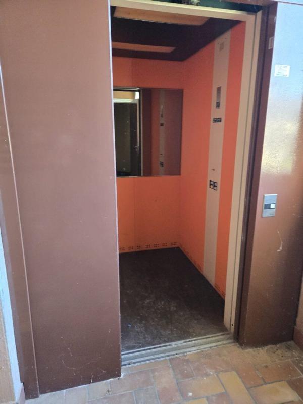31 bedroom demeure in Egletons, Corrèze, France