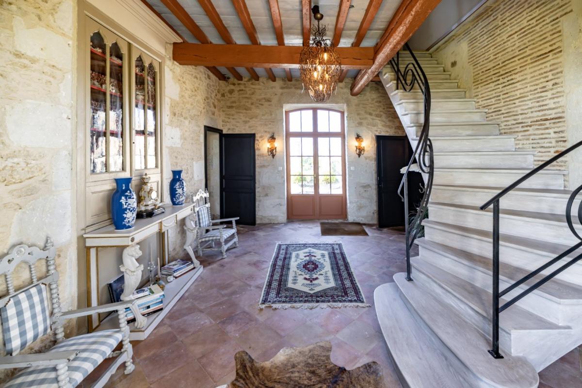 7 bedroom chateau in Bergerac, Dordogne, France