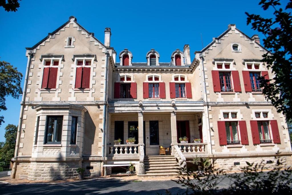 9 bedroom chateau in Bazas, Gironde, France