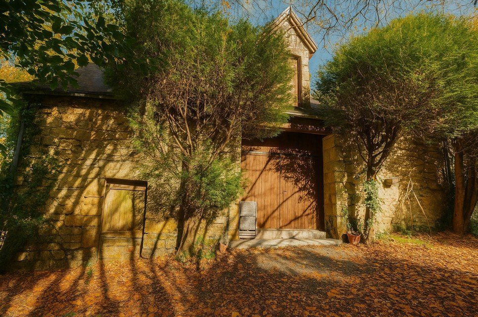 2 bedroom maison situee en campagne in Nanthiat, Dordogne, France