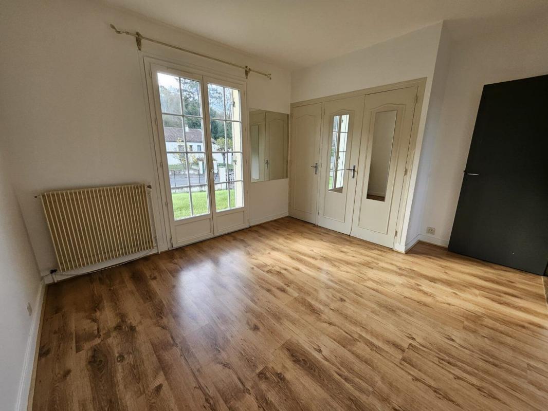 4 bedroom maison in Bassilac, Dordogne, France