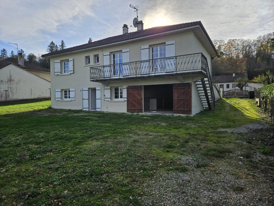 4 bedroom maison in Bassilac, Dordogne, France