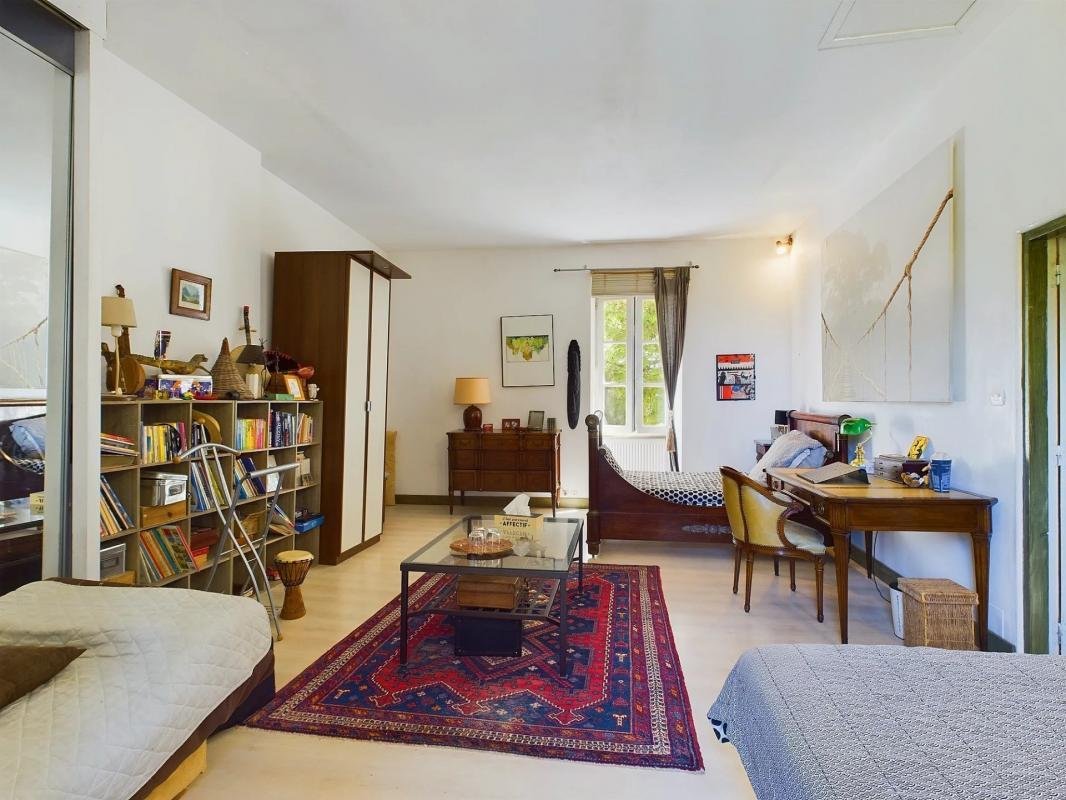 6 bedroom corps de ferme in Pineuilh, Gironde, France