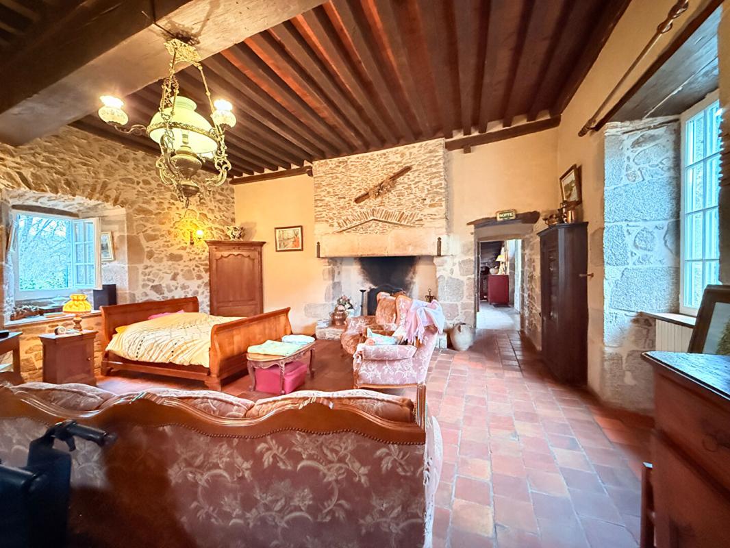 4 bedroom manoir in Busserolles, Dordogne, France