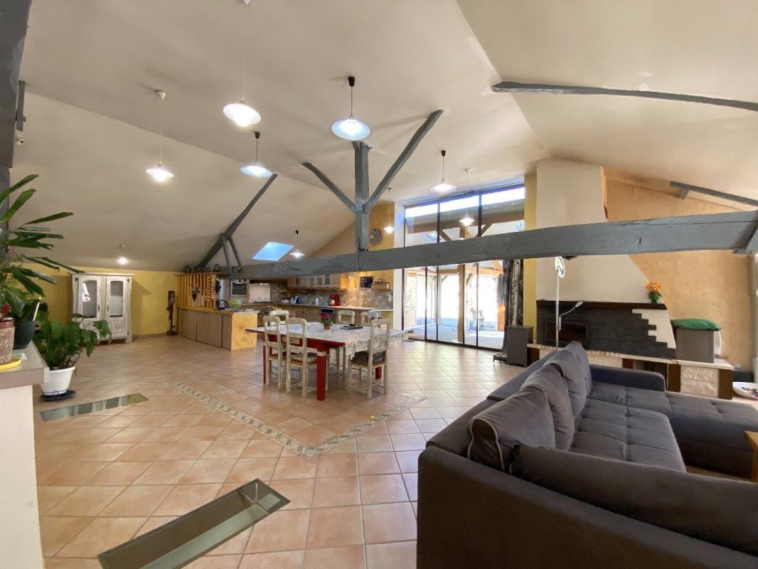 4 bedroom propriete in Celles, Dordogne, France