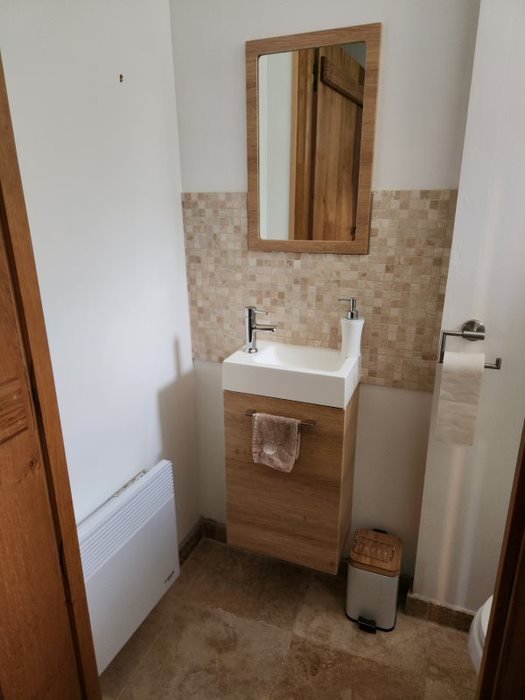 2 bedroom maison en pierres in Nieuil, Charente, France