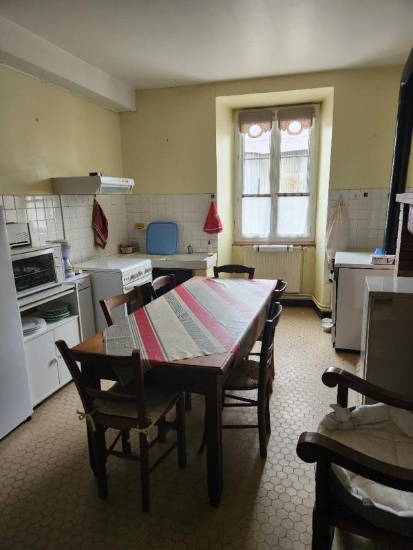 2 bedroom maison en pierres in Brillac, Charente, France