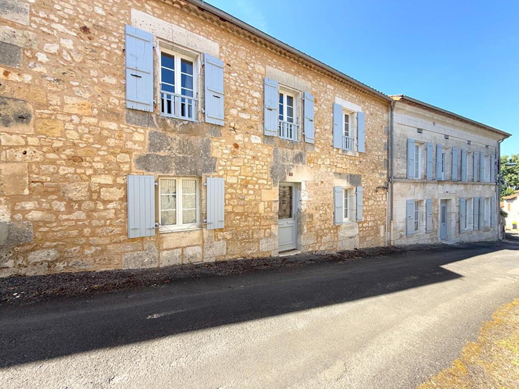 9 bedroom chateau in Charras, Charente, France