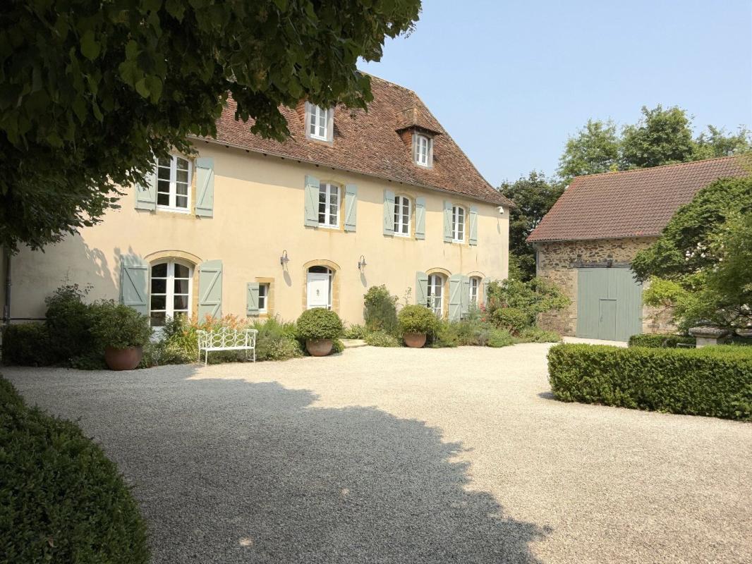 4 bedroom propriete in Sarrazac, Dordogne, France