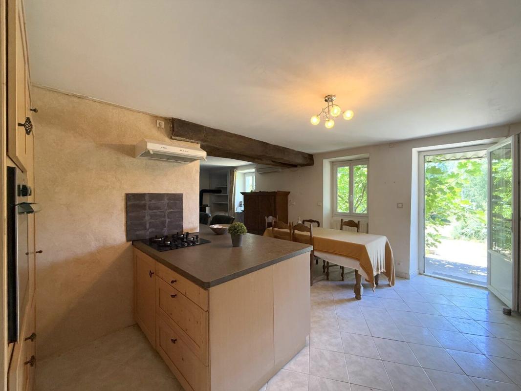 3 bedroom maison in Saint Barthelemy De Bussiere, Dordogne, France