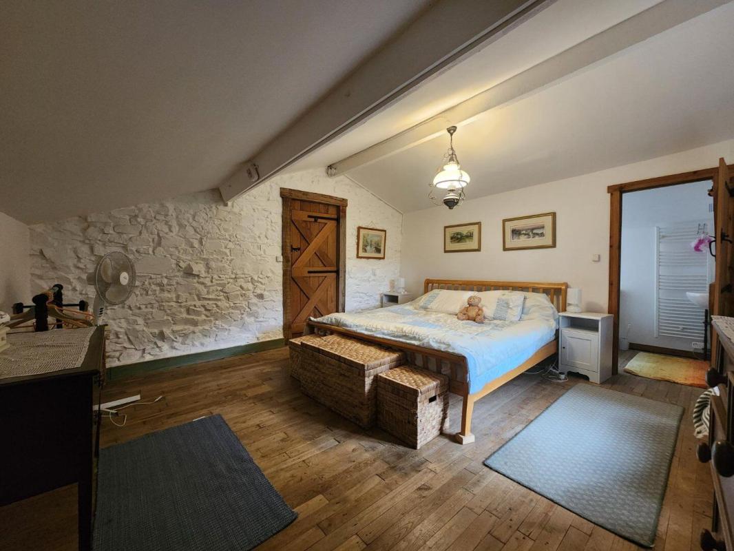 3 bedroom maison in Saulgond, Charente, France