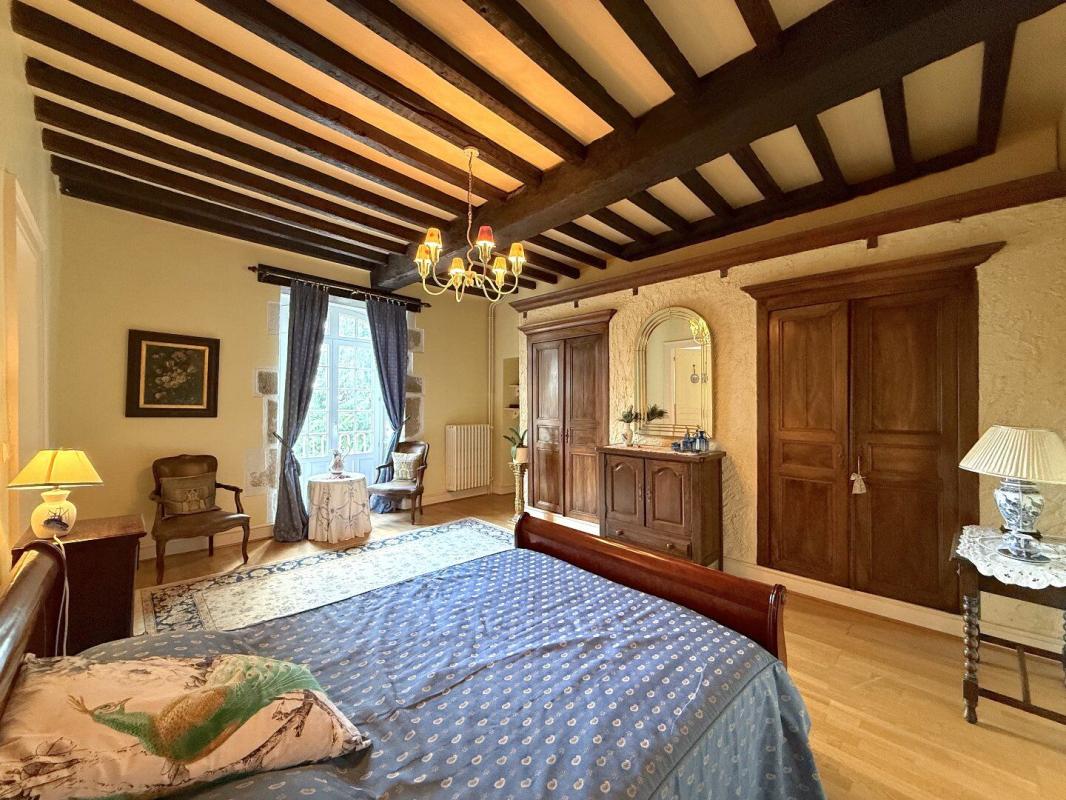 5 bedroom maison in Nontron, Dordogne, France