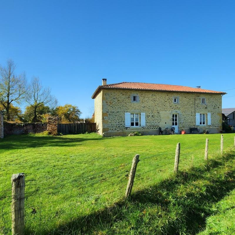 3 bedroom maison en pierres in Bussiere Poitevine, Haute-Vienne, France