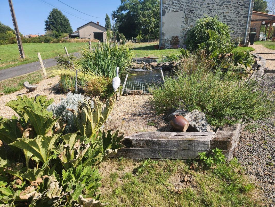 3 bedroom maison en pierres in Bussiere Poitevine, Haute-Vienne, France