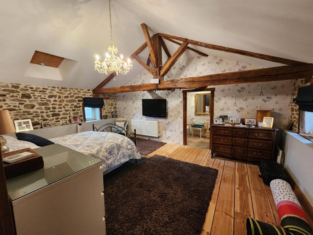 3 bedroom maison en pierres in Bussiere Poitevine, Haute-Vienne, France