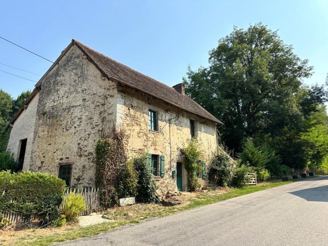 2 bedroom maison en pierres in Dournazac, Haute-Vienne, France