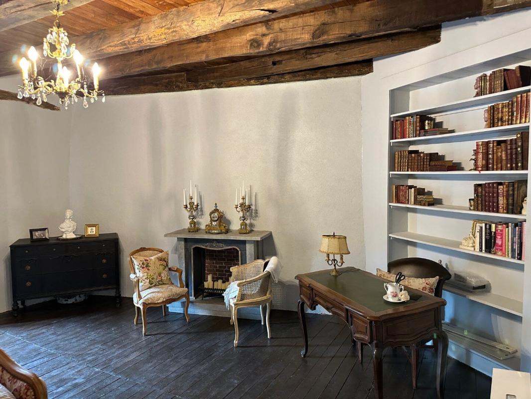 2 bedroom maison en pierres in Dournazac, Haute-Vienne, France