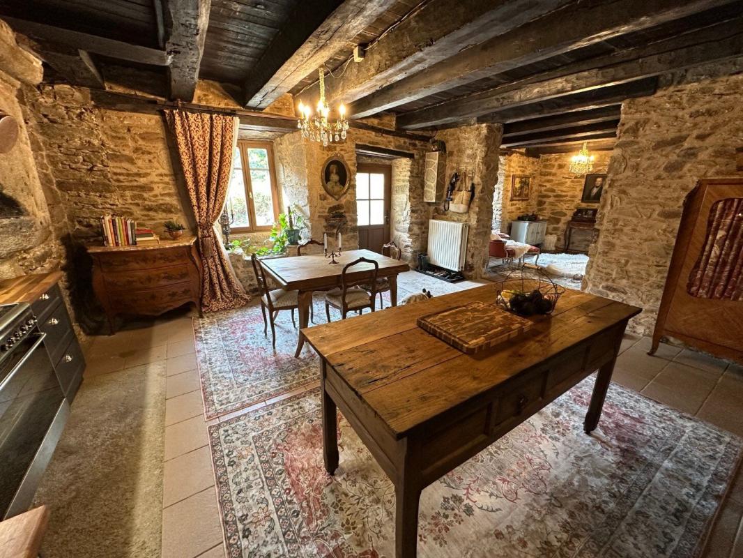 2 bedroom maison en pierres in Dournazac, Haute-Vienne, France