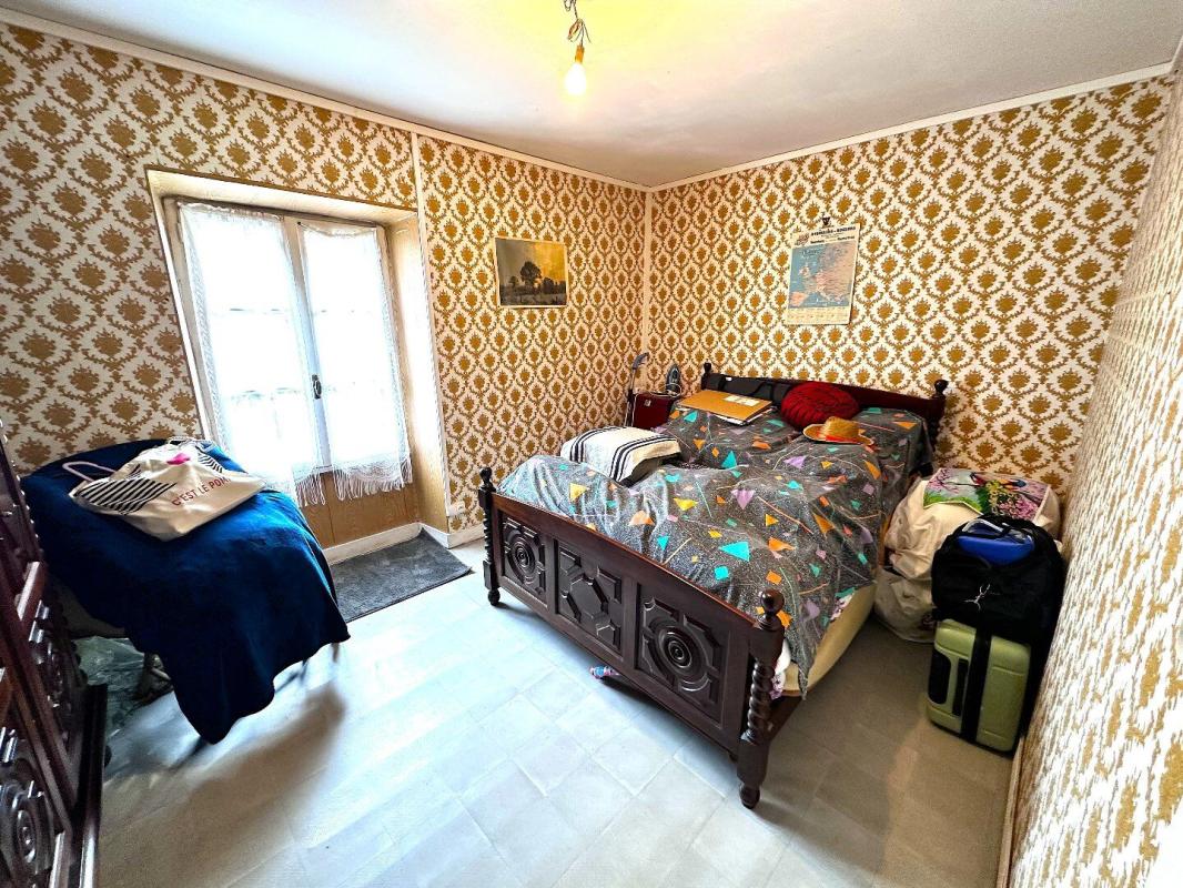 3 bedroom propriete in Manot, Charente, France