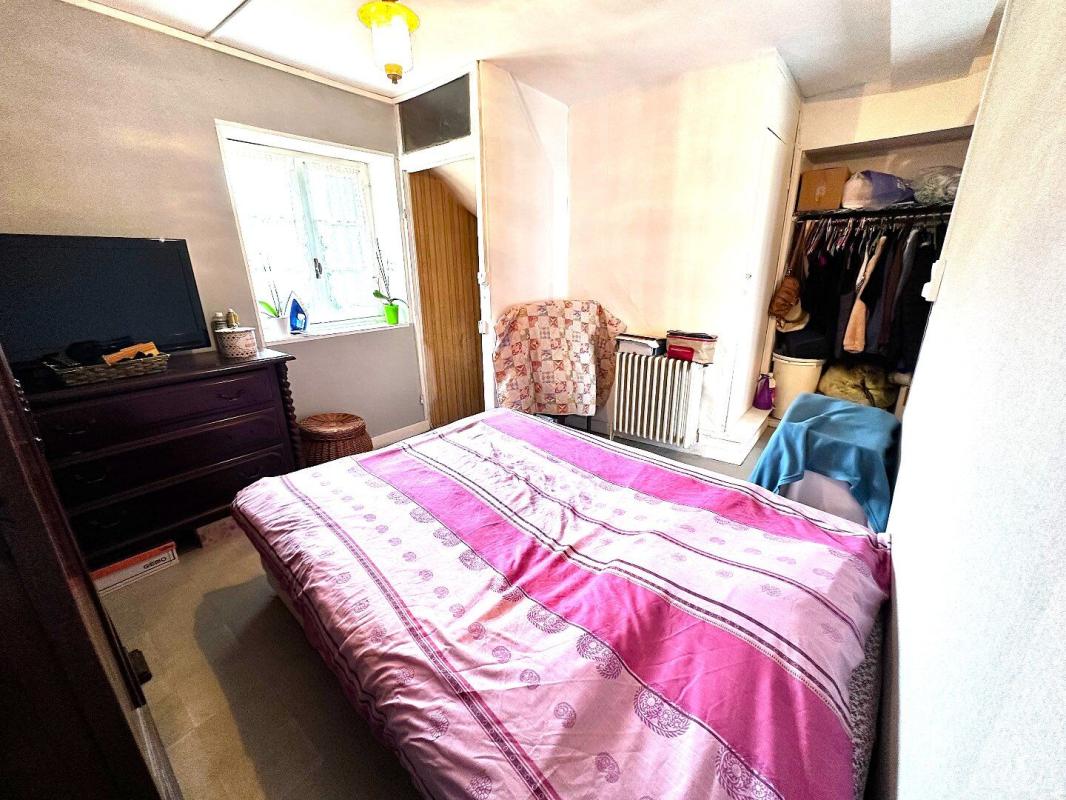 3 bedroom propriete in Manot, Charente, France