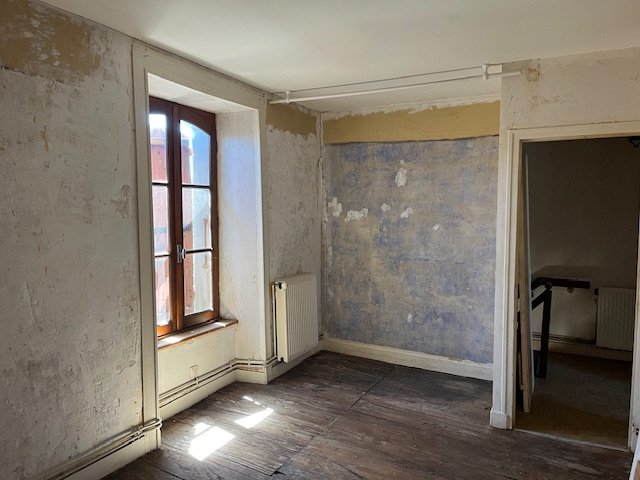4 bedroom maison in Pressignac, Charente, France