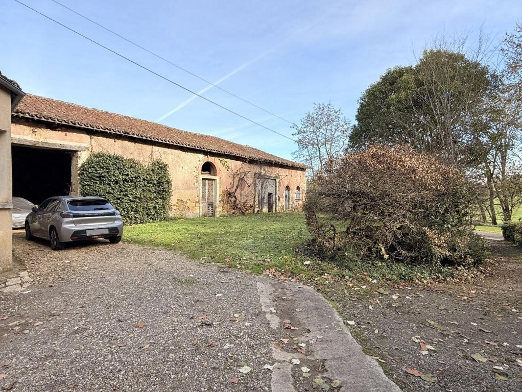 9 bedroom maison in Orgedeuil, Charente, France