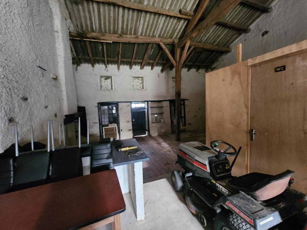 1 bedroom maison a renover in Adriers, Vienne, France