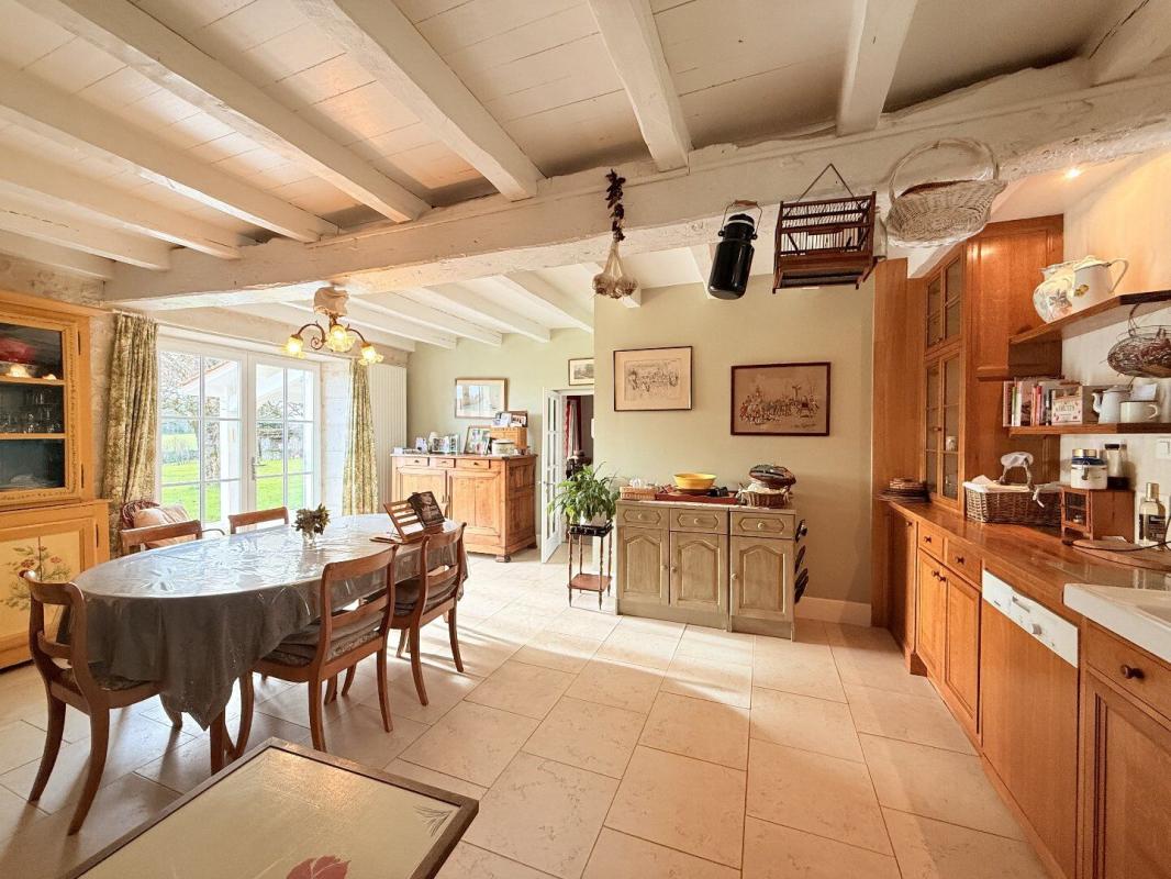 3 bedroom maison in Brossac, Charente, France